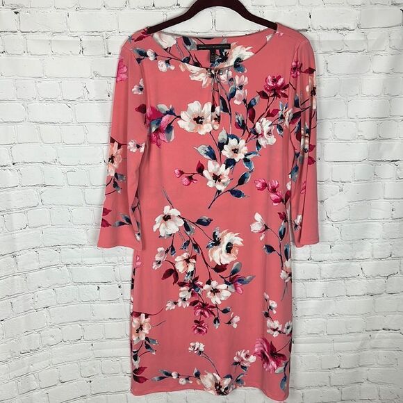 White House Black Market Dresses & Skirts - White House Black Market Floral Dress Size Small